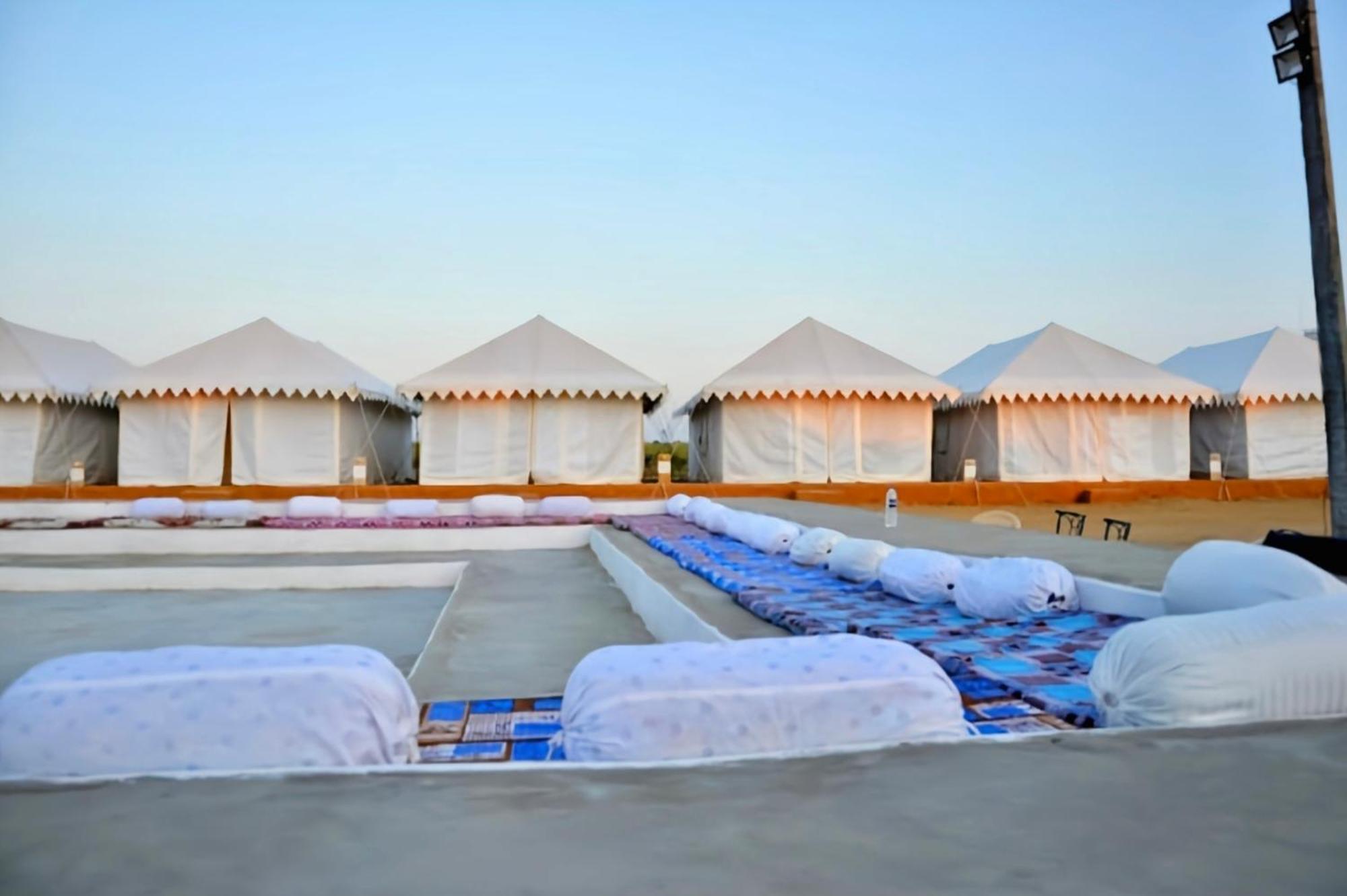 The Saffron Desert Camp Jaisalmer Luaran gambar